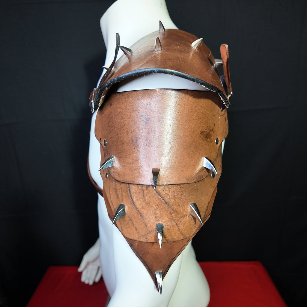 Spalières en cuir – Armure RODEN
