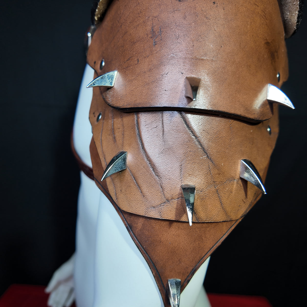 Spalières en cuir – Armure RODEN